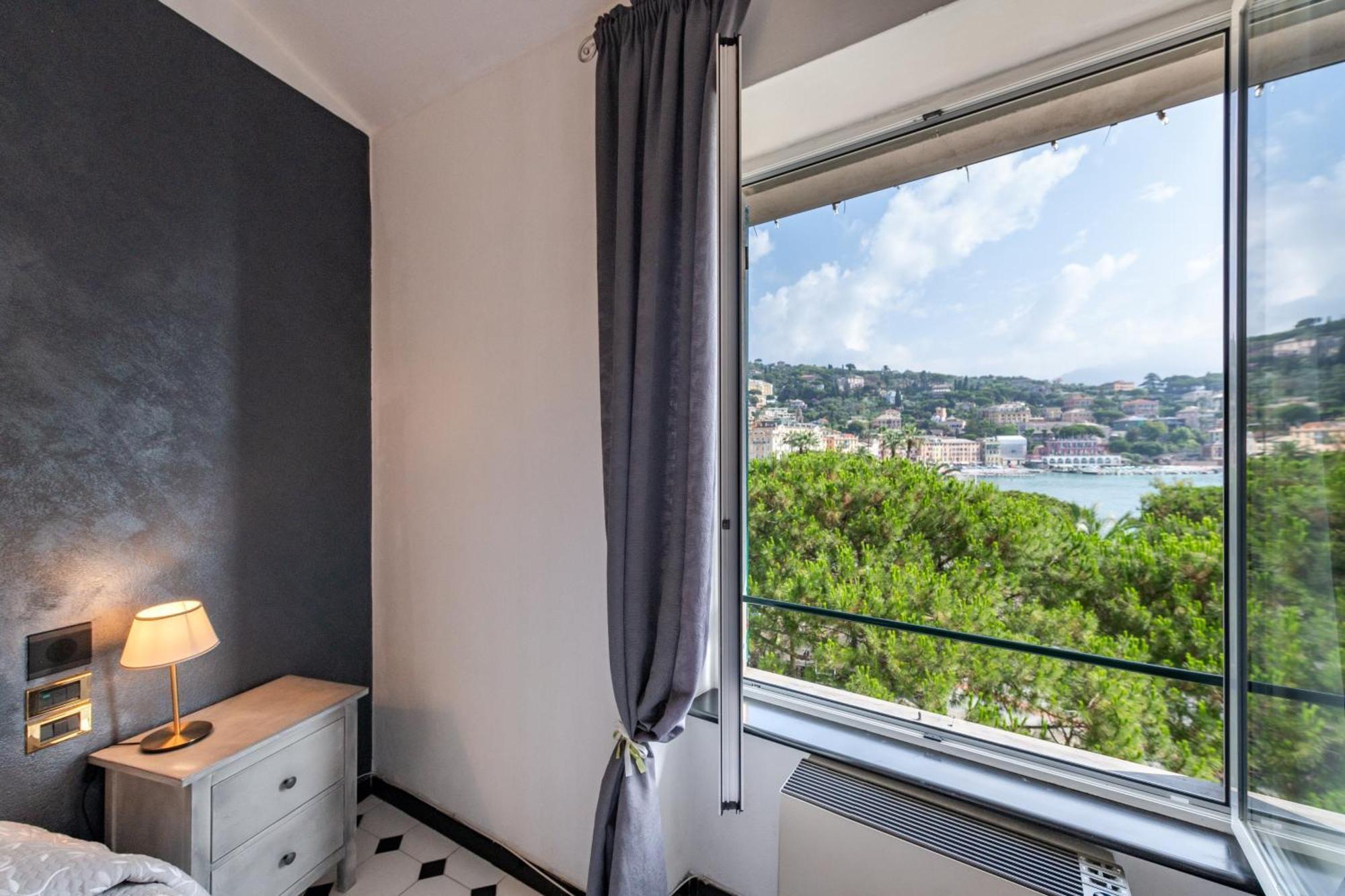 Loft Cristina - La Piazzetta Fronte Mare Apartment ซานตา มาร์เกอริตา ลีกูเร ภายนอก รูปภาพ